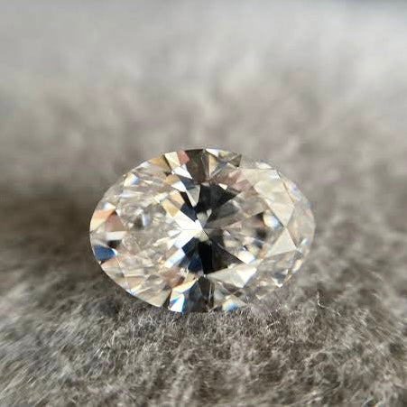 What Causes a Bowtie in Diamonds?