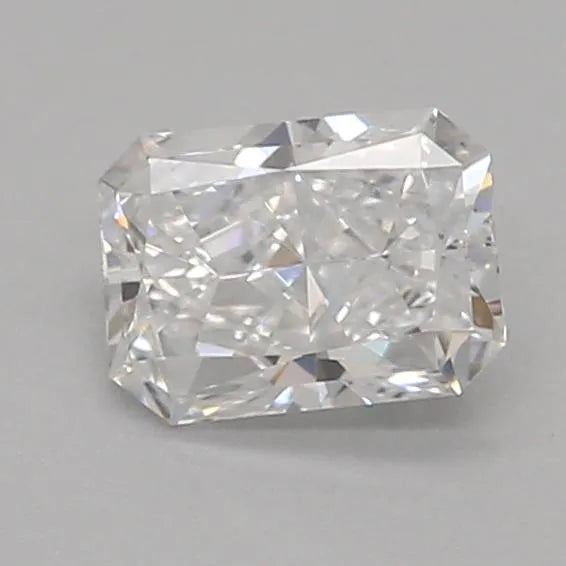 0.30ct Radiant Lab Grown Diamond (Colour D, Clarity VVS2, Cut EX, IGI Certified)
