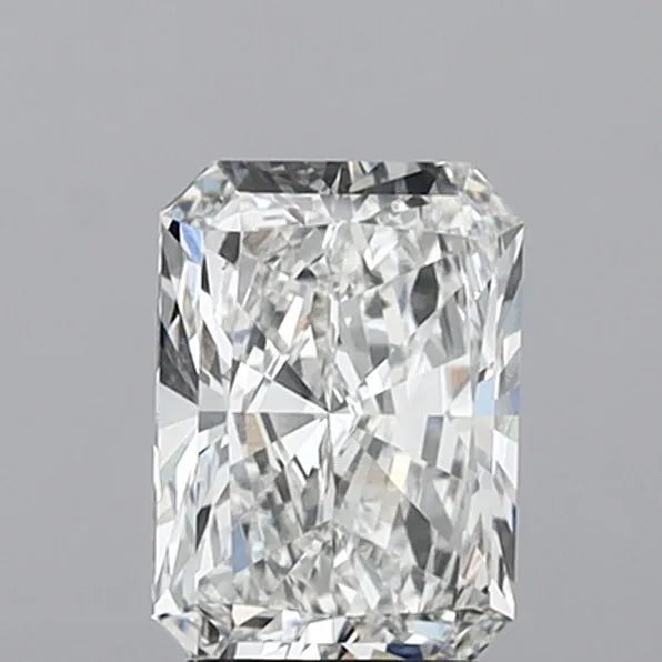 3.02ct Radiant Lab Grown Diamond (Colour F, Clarity VVS2, IGI Certified)