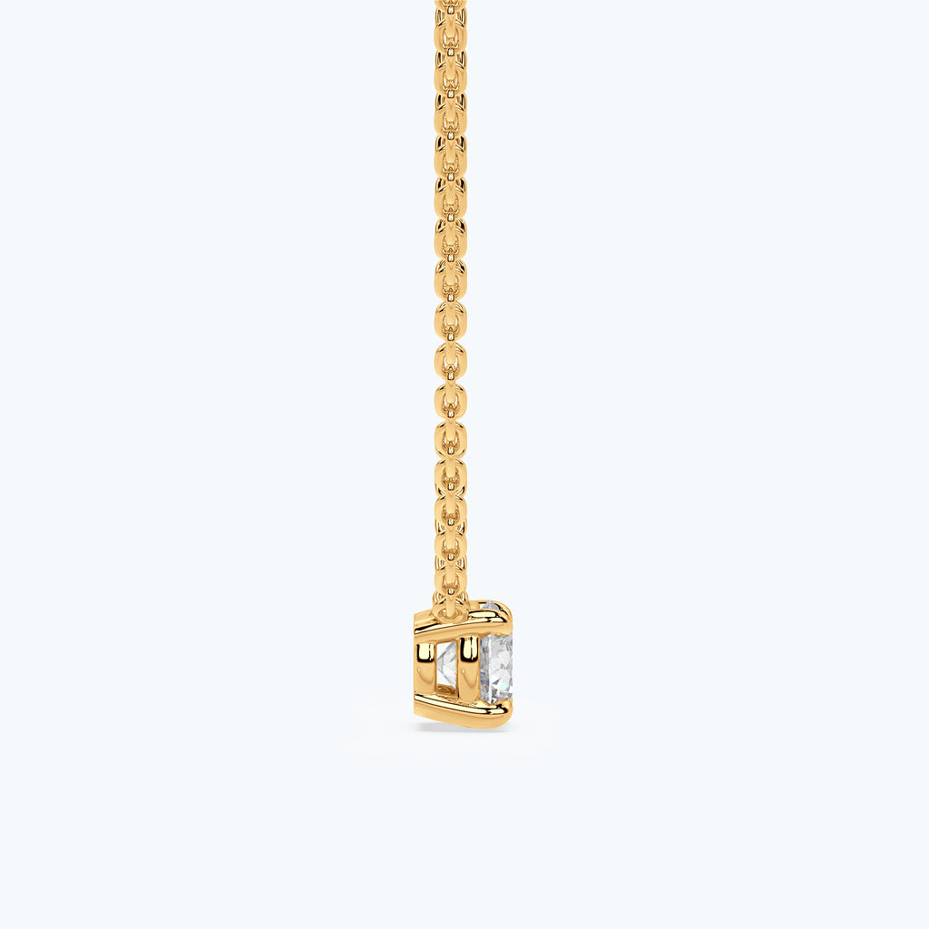 4 Claw Solitaire Pendant