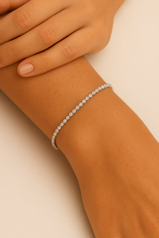 Petite Tennis bracelet