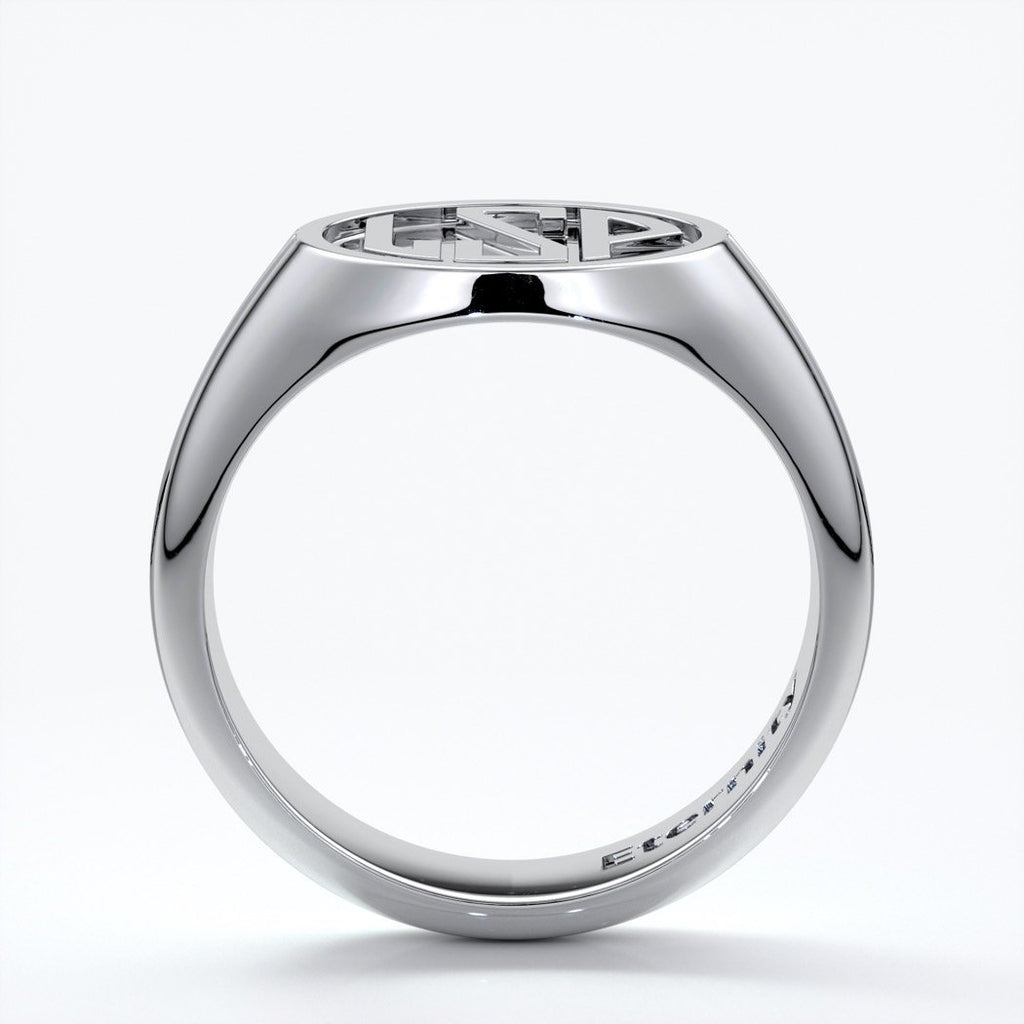 Mason Wedding ring round retro letter signet 18ct white gold