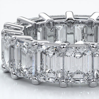 Rachel Wedding ring emerald diamond 18ct white gold